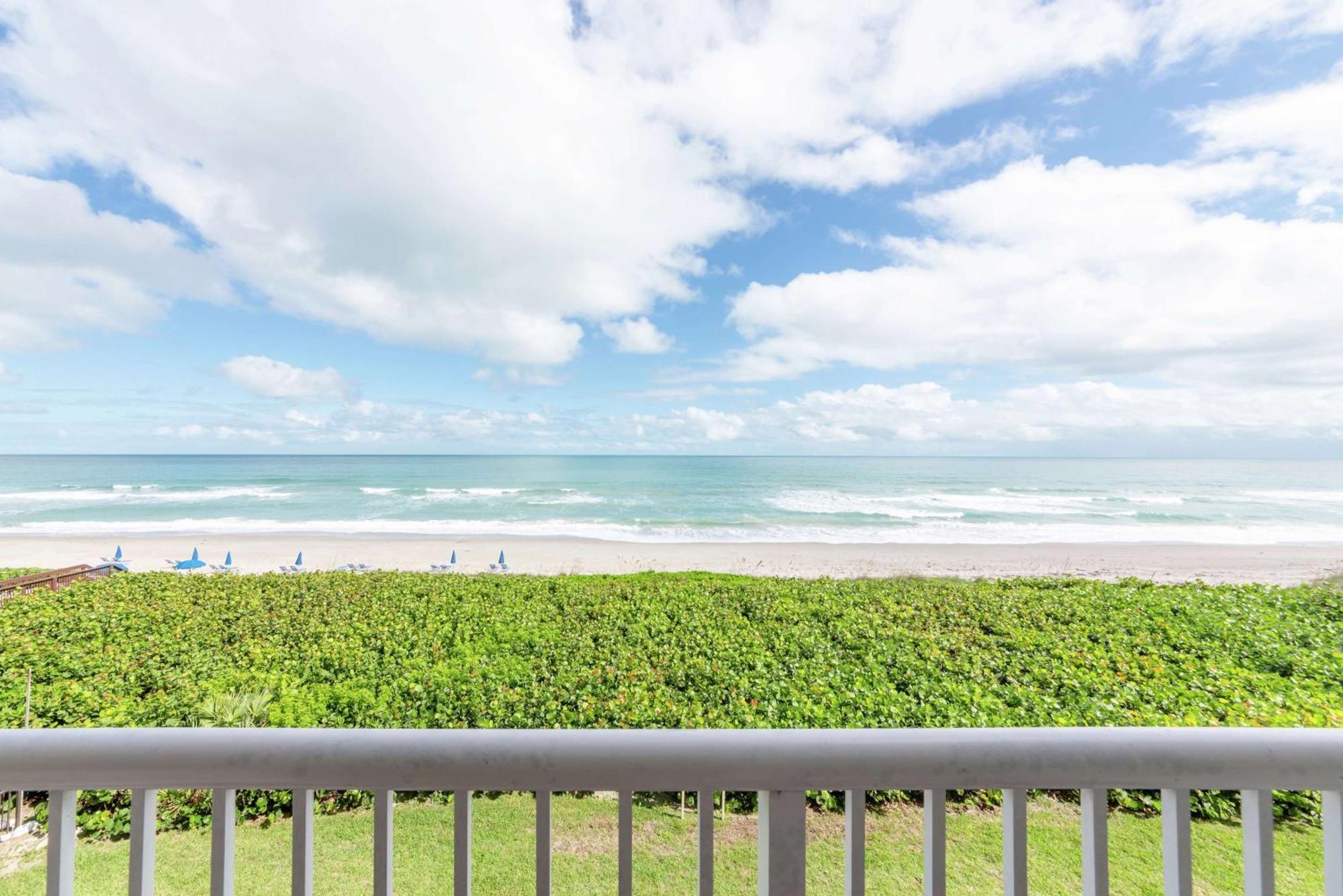 Doubletree Suites By Hilton Melbourne Beach Oceanfront Dış mekan fotoğraf